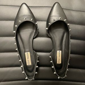 Steve Madden Black Flats